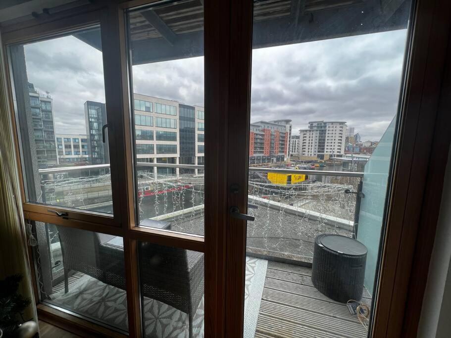 Leeds Clarence Dock 2 Bedroom Apt Exterior foto