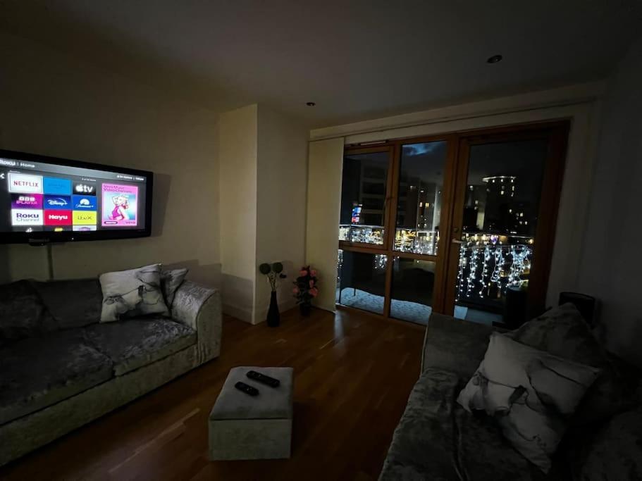 Leeds Clarence Dock 2 Bedroom Apt Exterior foto